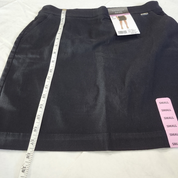 Rafaella Size Small Women's Black Skort - Picture 4 of 8